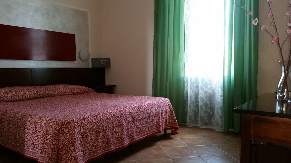 Hotel La Pendola Ozzero Экстерьер фото