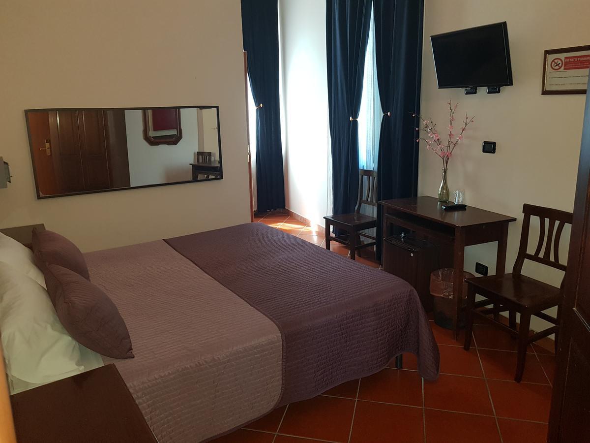 Hotel La Pendola Ozzero Экстерьер фото