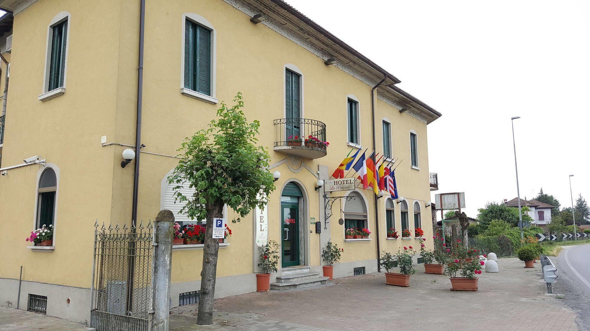 Hotel La Pendola Ozzero Экстерьер фото