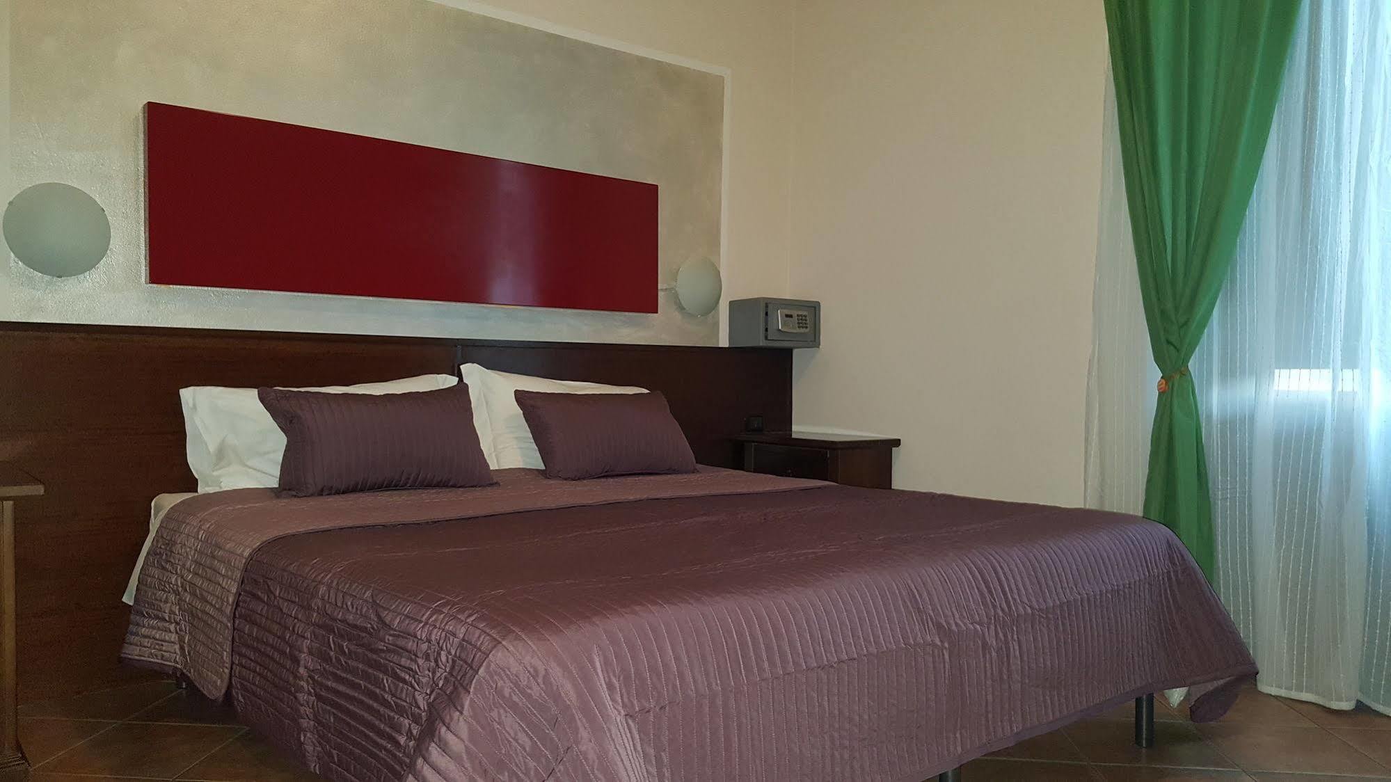 Hotel La Pendola Ozzero Экстерьер фото